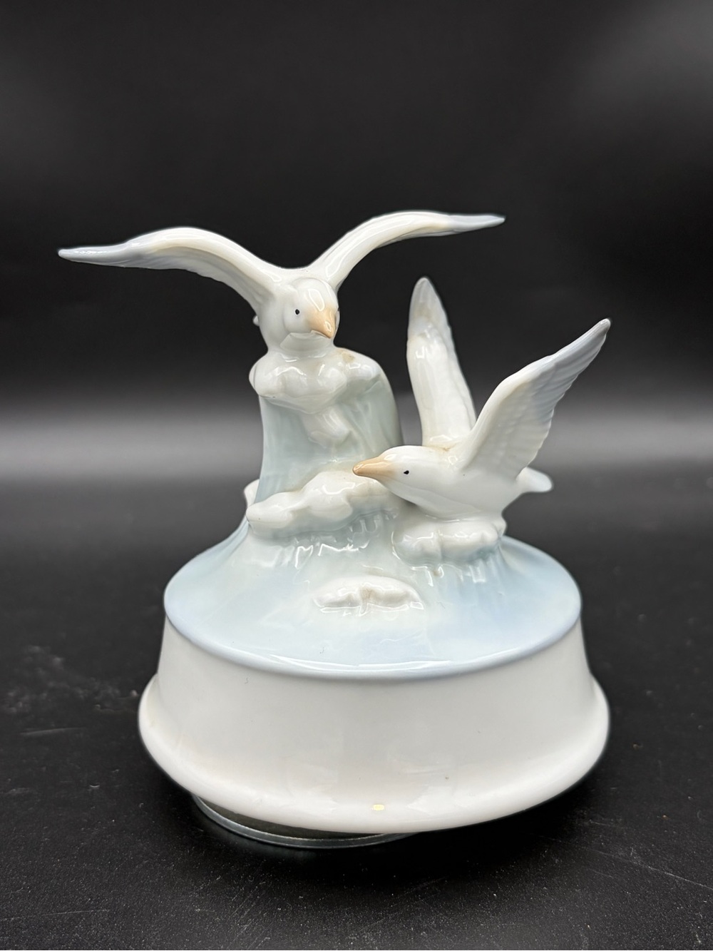 Vintage Otagiri porcelain seagulls music box featuring two flying seagulls